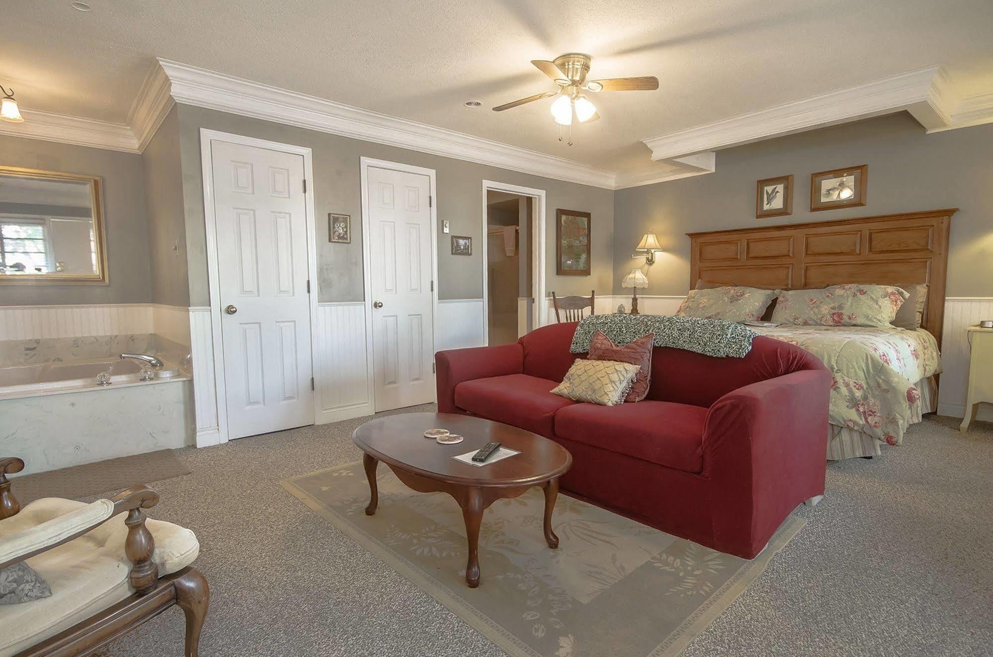 Dickey House Bed And Breakfast Marshfield Exteriér fotografie